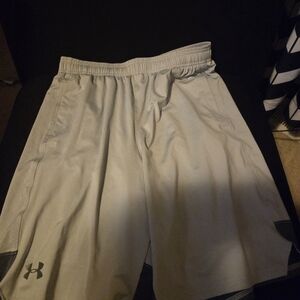 Under Armour Men's Light Gray Athletic Shorts